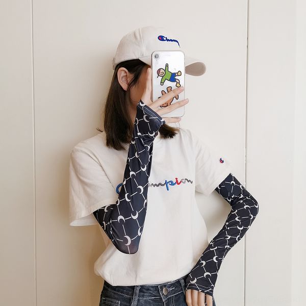 

summer new sun protection arm ice silk fashionable fashionable moon student driving sleeve ins wind ice sleeve women, Black