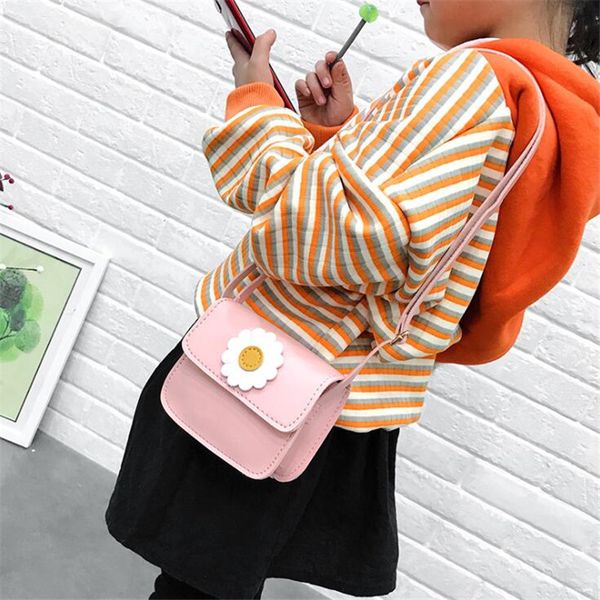 

2020 baby girl flower messenger bag children coin purse handbag kawaii children fashion shoulder messenger bag
