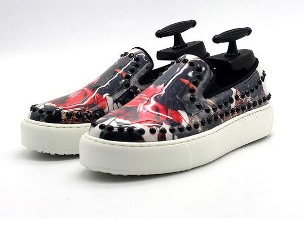 

new men shoes slip on casual shoes for men board genuine leather rivet loafers, Black