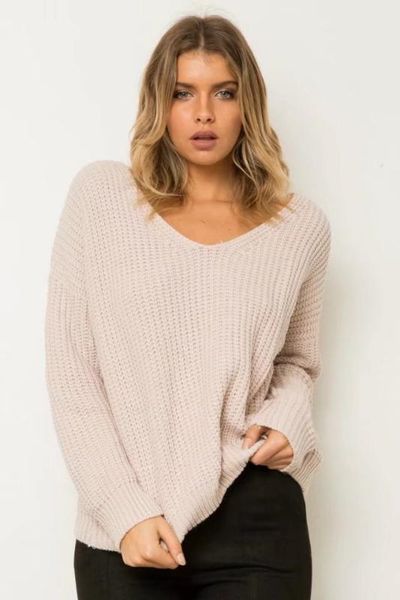 

2020 spring and autumn new women's solid color hedging strap fashion v-neck knitted sweater selling boutique sweater, White;black