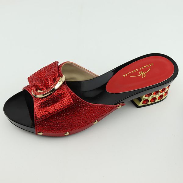 

latest designer shoes women luxury 2020 african women wedding shoes decorated with rhinestone sandalias rasteiras femininas, Black