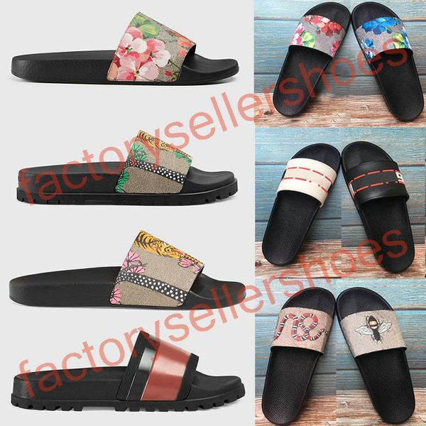 

2020 gucci sandales топ сандалии sandales цветочные парчи мужская мода тапочки красные белые зубчатые днища вьетнамки женщин горками всколь, Black