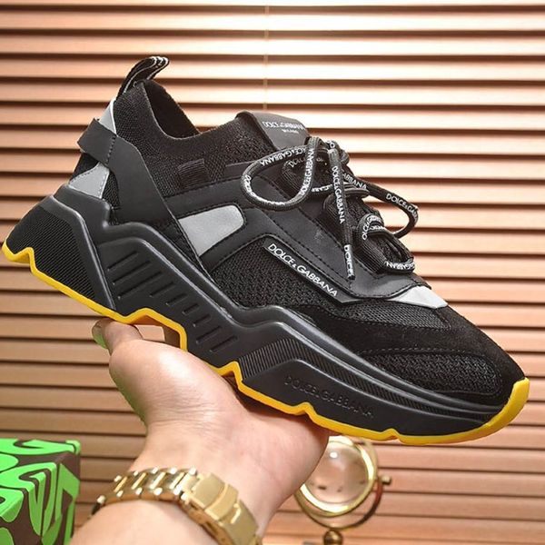 

2020w designer new luxury men's casual sports shoes, outdoor casual shoes, with original box size 38--45, Black