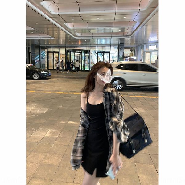 

korean style casual plaid shirt for women 2020 new summer thin sunscreen shirt design sense niche loose fashion, White