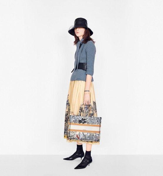 

luxury handbag wallet backpack fashion messenger bag handbag material imported fabric counter rack dust bag