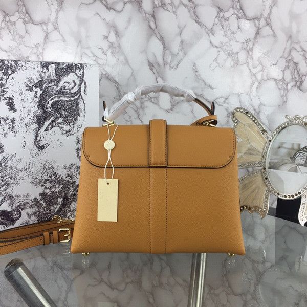 

2020 women's new leisure and versatile, simple and fashionable one shoulder messenger bag, multifunctional fashion portable portable