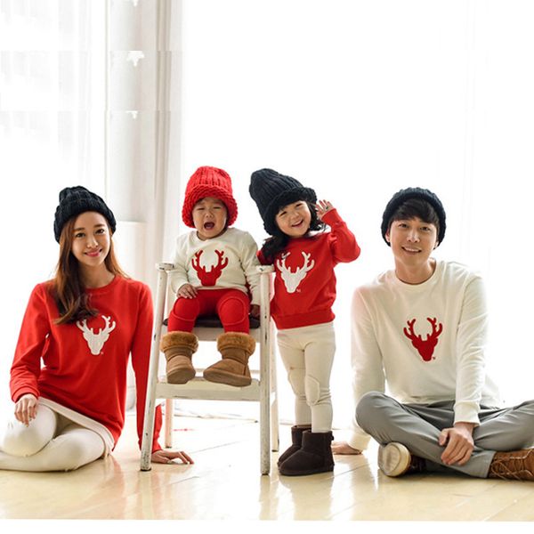 

2019 christmas family look deer mommy me одежда matching family outfit мать дочь мама сын отец младенца свитера для одежды рубашки y200713, Blue