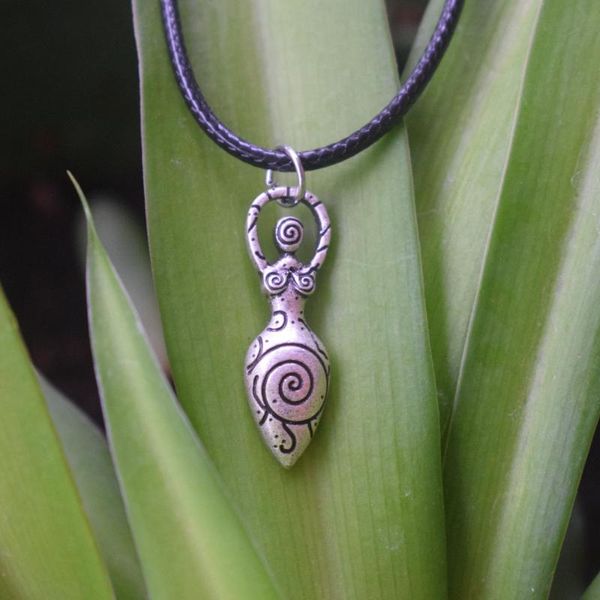 

1pcs wicca spiral goddess necklace pagan jewellery amulet, Silver