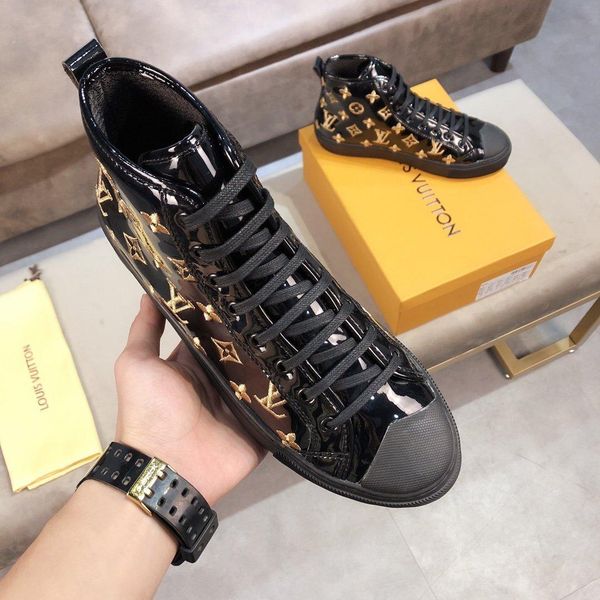 

new2 fashion men's boots high to help wild sports shoes casual outdoor leather pattern comfortable travel shoes original box packaging, Black