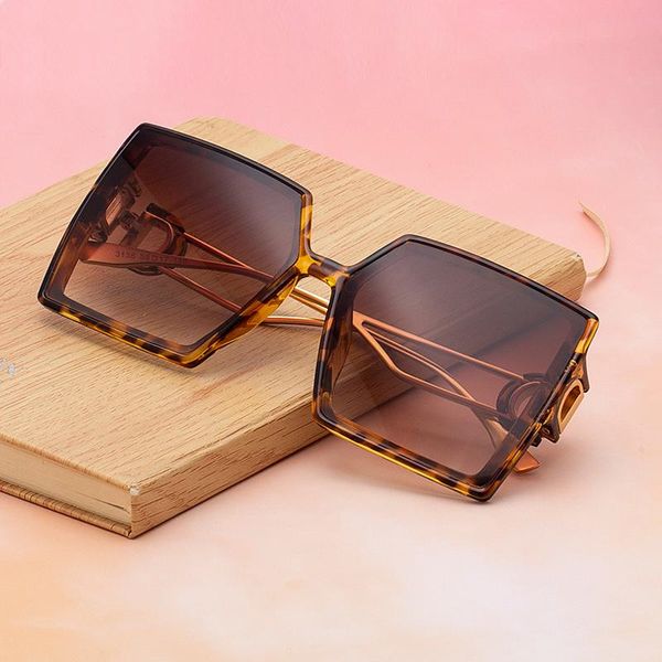 

2020 fashion square oversized sunglasses women double d-shaped metal temple design butterfly shades eyewear retro sun glasses, White;black