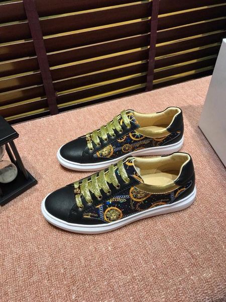 

2020t luxury custom medusa printed embroidered low-lace-up tide shoes, high-quality casual wild sports shoes, size: 38-451, Black