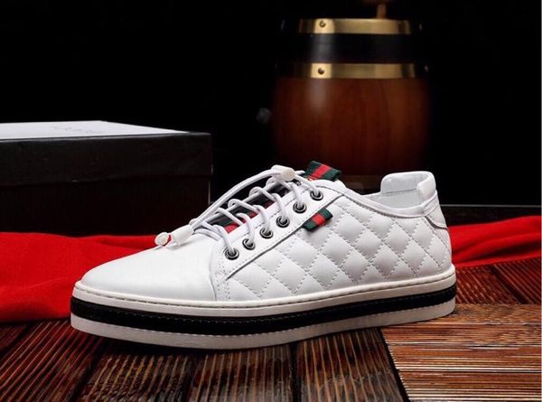 

2019s new luxury men's casual shoes, fashion wild sports shoes, street fashion lace-up shoes, original packaging delivery 38-45, Black