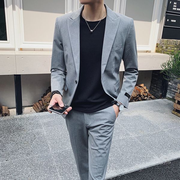 

a new business casual men's suit suit for men in spring 2020, White;black