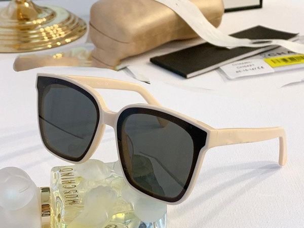 

fashion square sunglasses size:65-15-147 couple models from men classic uv protection round frame classic three colors1, White;black