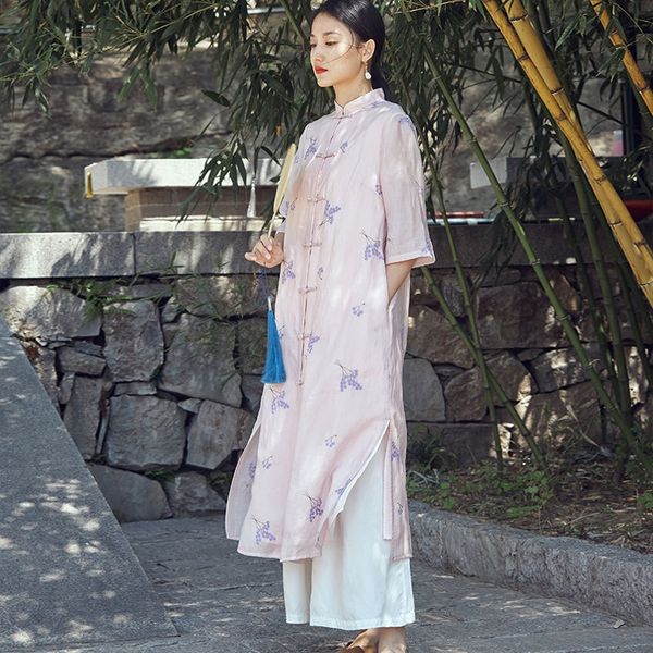 

2020 spring and summer new chinese style dress long stand collar embroidered sunscreen shirt shirt dress u20217 blouse, Tan;black