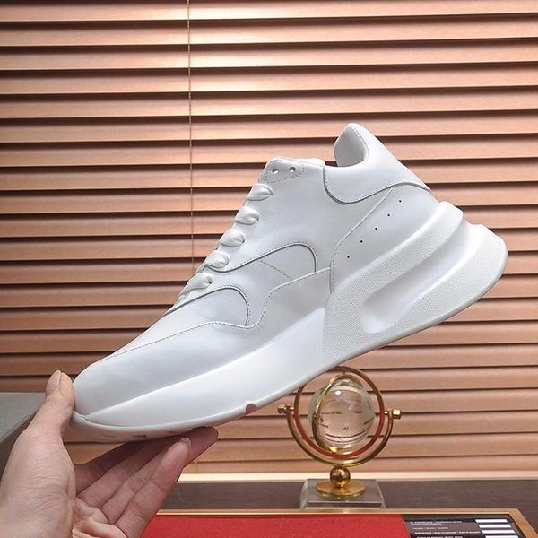 

new arrival oversized runner men 's shoes fast delivery style outdoor walking casual lace -up men shoes breathable footwears chunky sn, Black