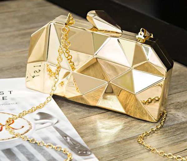 

Designer Handbag 2020 New Fashion Female Bag Dinner Metal Hand Chain One Shoulder Messenger Small Square Banquet Bag Free Shipping