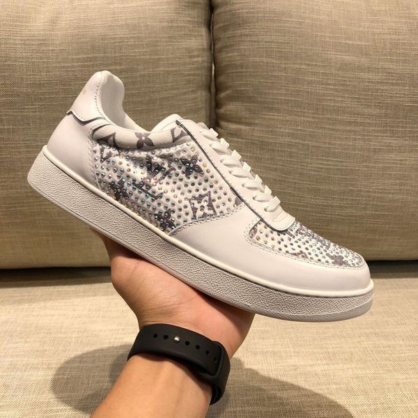 

new fashion casual men's shoes wild sports shoes outdoor comfortable lace men's shoes original box invoice packaging fast delivery, Black