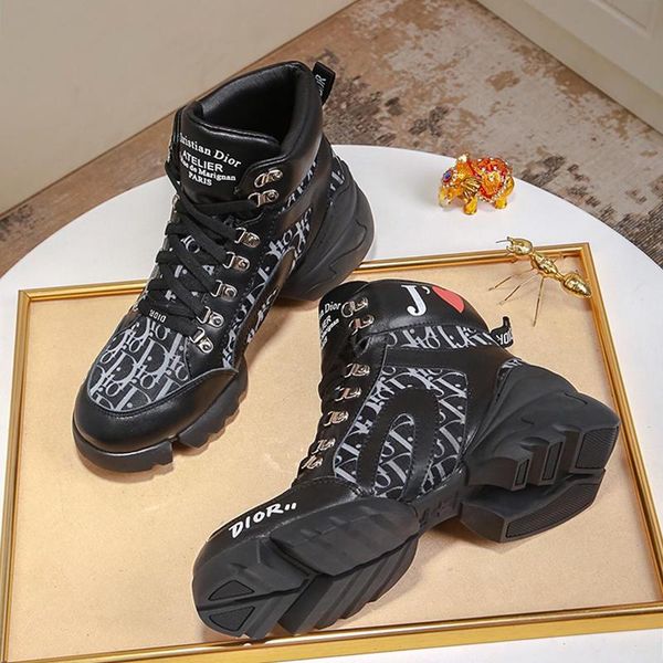 

mens shoes boots casual fashion luxury design oblique and black calfskin boots chaussures pour hommes mens shoes casual leather big size hot