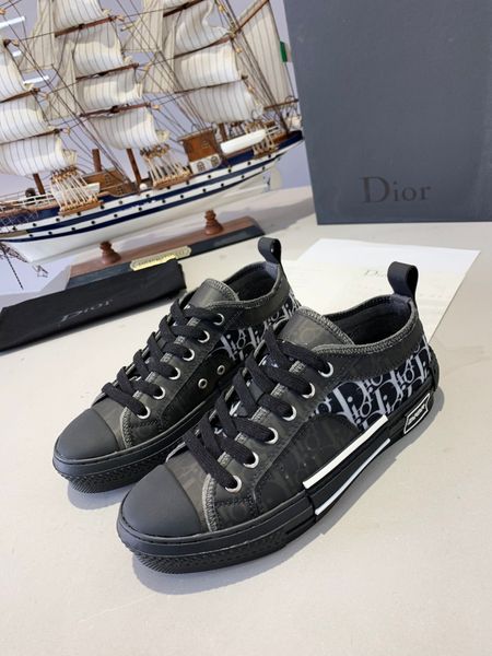 

2020 latest famous brand shoes and shawn b23 comfortable and fashionable brand design low-sneakers copy leather8664