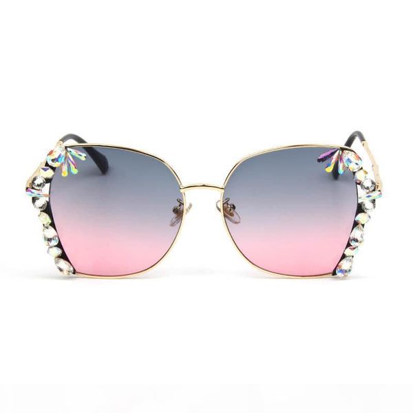 

2020 european and american luxury diamond square sunglasses colorful fashion ladies sunglasses designer retro goggles beautiful packaging bo, White;black