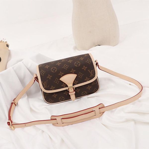 

высокое качество женщин сумка bolso bandolera кожи плеча малый закрылков посланника сумки конструктора класса люкс классический crossbody су