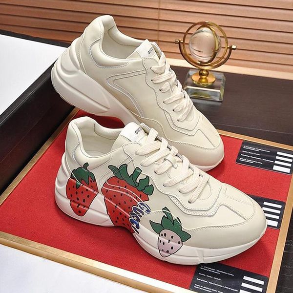 

breathable mens rhyton sneaker with strawberry print mens shoes outdoor walking sports low lace -up men shoes scarpe spo, Black