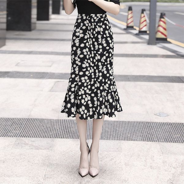 

small daisy floral summer new chrysanthemum chiffon hip fast fishtail skirt fishtail skirt hand, Black