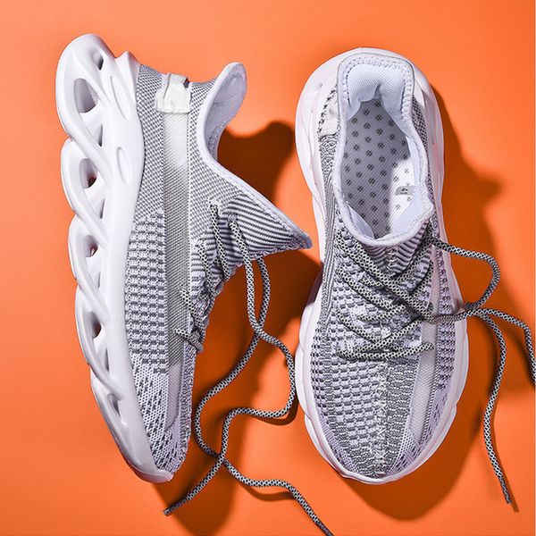 

large size men's shoes luminous coconut shoes twist bottom sports men's ultralight breathable running