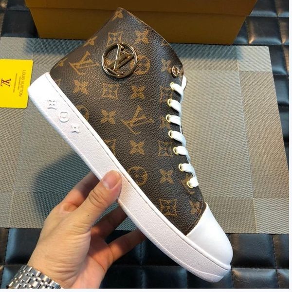 

2020qg new luxury men's casual fashion sneakers for sale, outdoor travel, sports laces, original box, fast delivery, Black