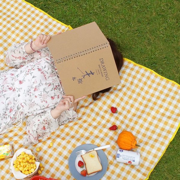 

new 600d oxford cloth picnic oxford cloth meal meal matoutdoor camping picnic mat waterproof moisture-proof extra-large floor mat