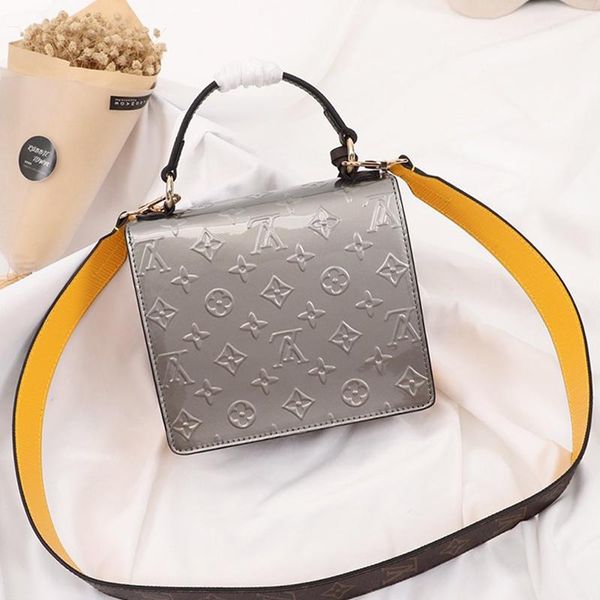 

высокое качество женщин сумка luxury design crossbody сумка trend стиль дамы totes кожи плеча сумки посыльного сумки sac bandoulière продажа