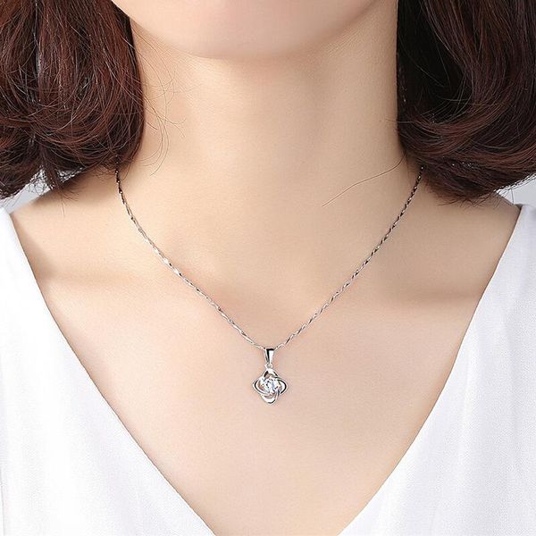 

designer necklace 925 sterling silver clavicle chain suitable for social gathering party charm jewelry four leaf clover pendant sweet gift