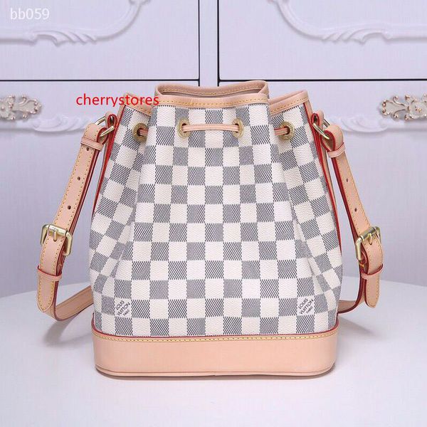 

2020 fashion autumn and winter one-shoulder lattice slung bucket bag hit color drawstring large capacity handbag women tide size 24x22x5cm