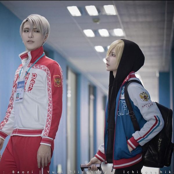 

yang guoxiong 1688 the same anime leopard print hooded jacket with jacket zipper zipper yuri victor cos on ice, Black;red