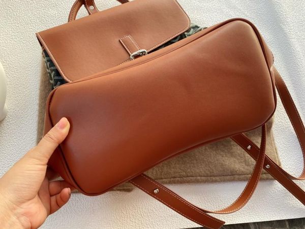 

2020 new designer luxury popular womens waist bags chest bags womens brand shoulder bags without box l 20071715a