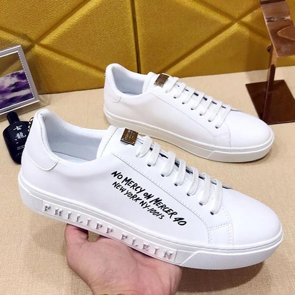 

low men 's shoes vintage fashion comfortable sneakers black and white outdoor walking lace -up men shoes chaussures de sport pour