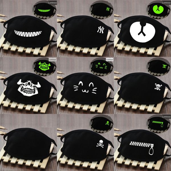 

fedex 2020 ice silk cycling 3d magic skull scarf printed masks sunscreen sports mask outdoor riding neck magic skull scarf##269, Black