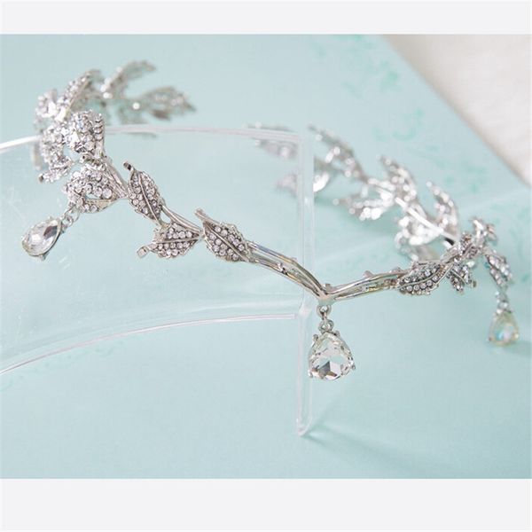 

rhinestone tiara корона для женщин свадебные аксессуары ювелирные лоб глава цепи головной убор невесты ободки mx200720 волос, White;golden