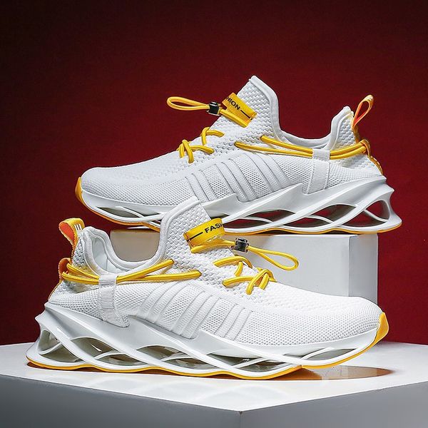 

2020 new summer flying woven mens shoes breathable blade running shoes large size sports shoes shock absorption fitness running mens c, Black