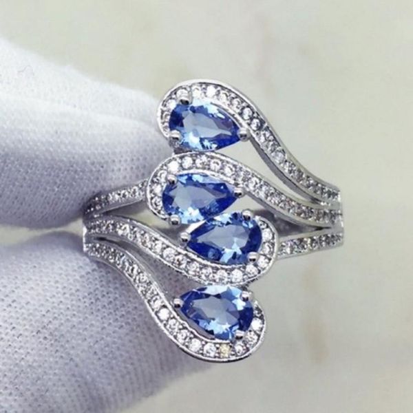 

2020 designer blue zircon ring full of european and american fashion men and women rings valentine's ring, Slivery;golden