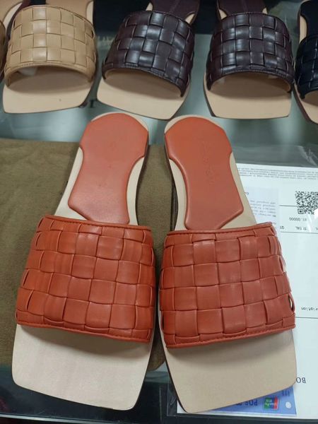 

new women's summer sandals slippers classic women's woven slippers women's flip flops flat bottom slippers size35-42, Black