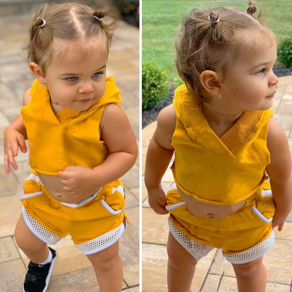 

2020 тенденции моды 2pcs дети baby girl рукавов с капюшоном crop топы шорты полые tracksuit летние виды спорта повседневный outfit 1-6y, Black;blue