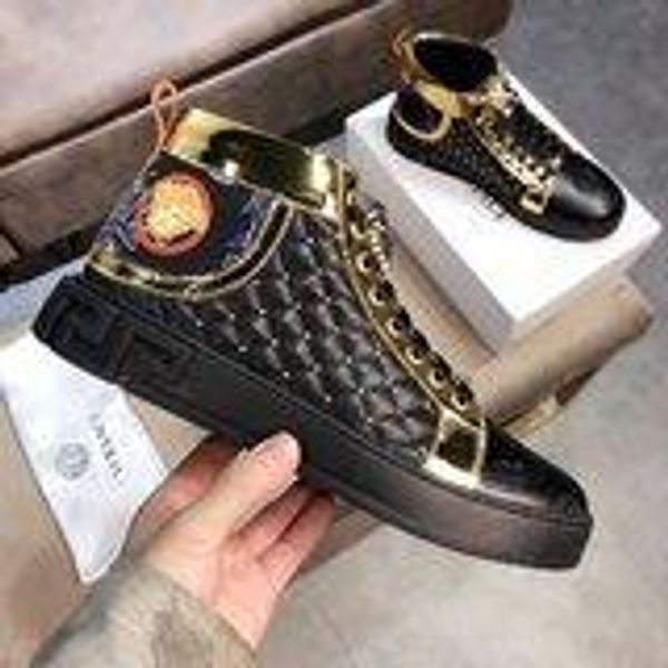 

2020t high-quality fashionable leather rivet embroidery high-casual men's short boots, fashionable wild sports shoes, size: 38-451, Black