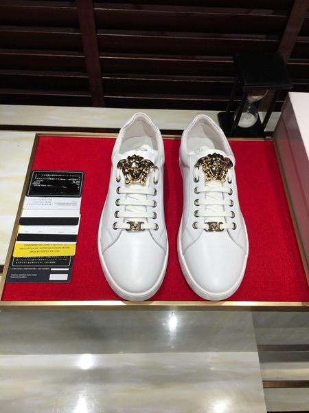 

2019r new fashion flat white shoes, trend wild sports shoes, leather lace-up shoes, original box packaging 38-44, Black