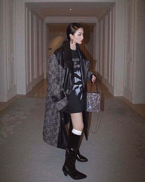 

the most high-end quality of the new lady's handbag 7a boutique custom with a shoulder strap fashion ladies must