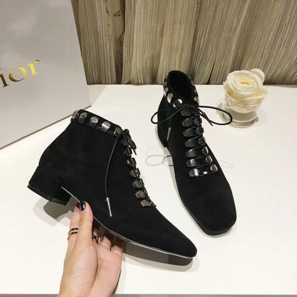 

2020 limited edition leather platform women's boots british wind martin boots, fashion thick with ankle boots, size: 36-40