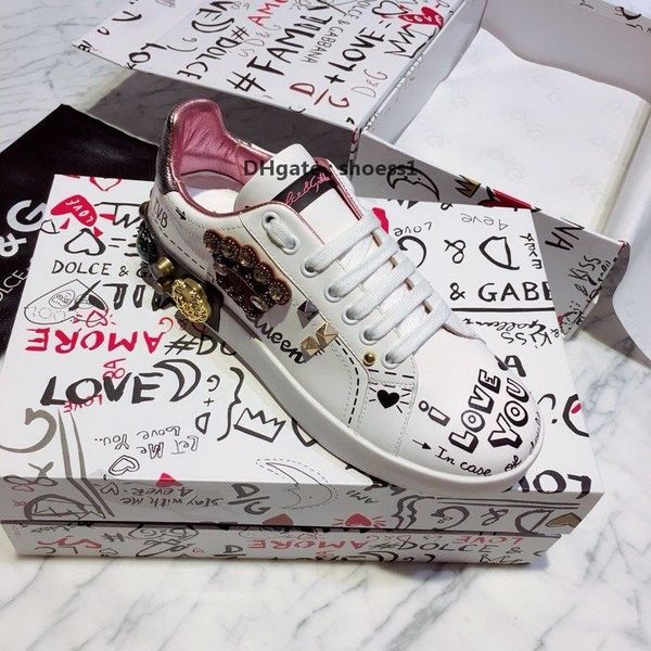 

2021c luxury custom -made men 's and women 's graffiti hand -painted casual sneakers ,stylish and versatile personality party sh, Black