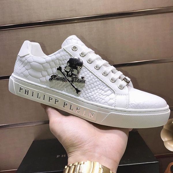 

luxury mens shoes fashion casual lightweight drop ship new arrival sport comfortable running cool street fashion shoes black and white