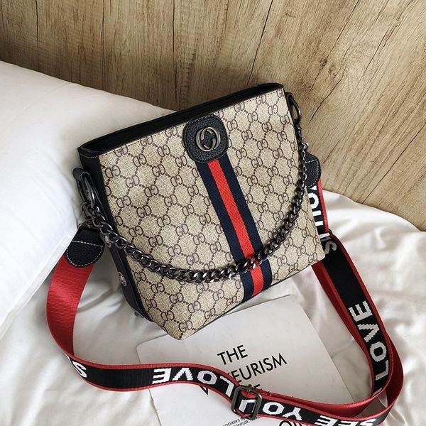

small female 2019 new fashion all-match messenger shoulder bucket shoulder bag bucket bag, White